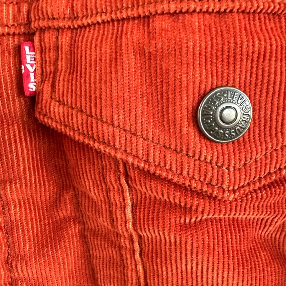 Levi’s Corduroy Trucker Sherpa Jacket - Picture 8 of 15